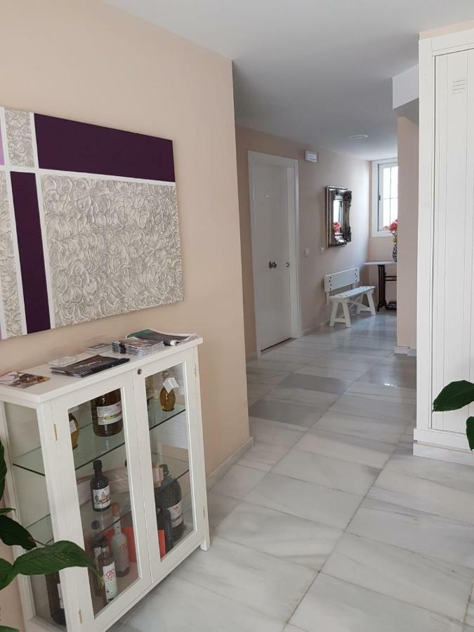 Apartamentos Hela Arjona Luaran gambar