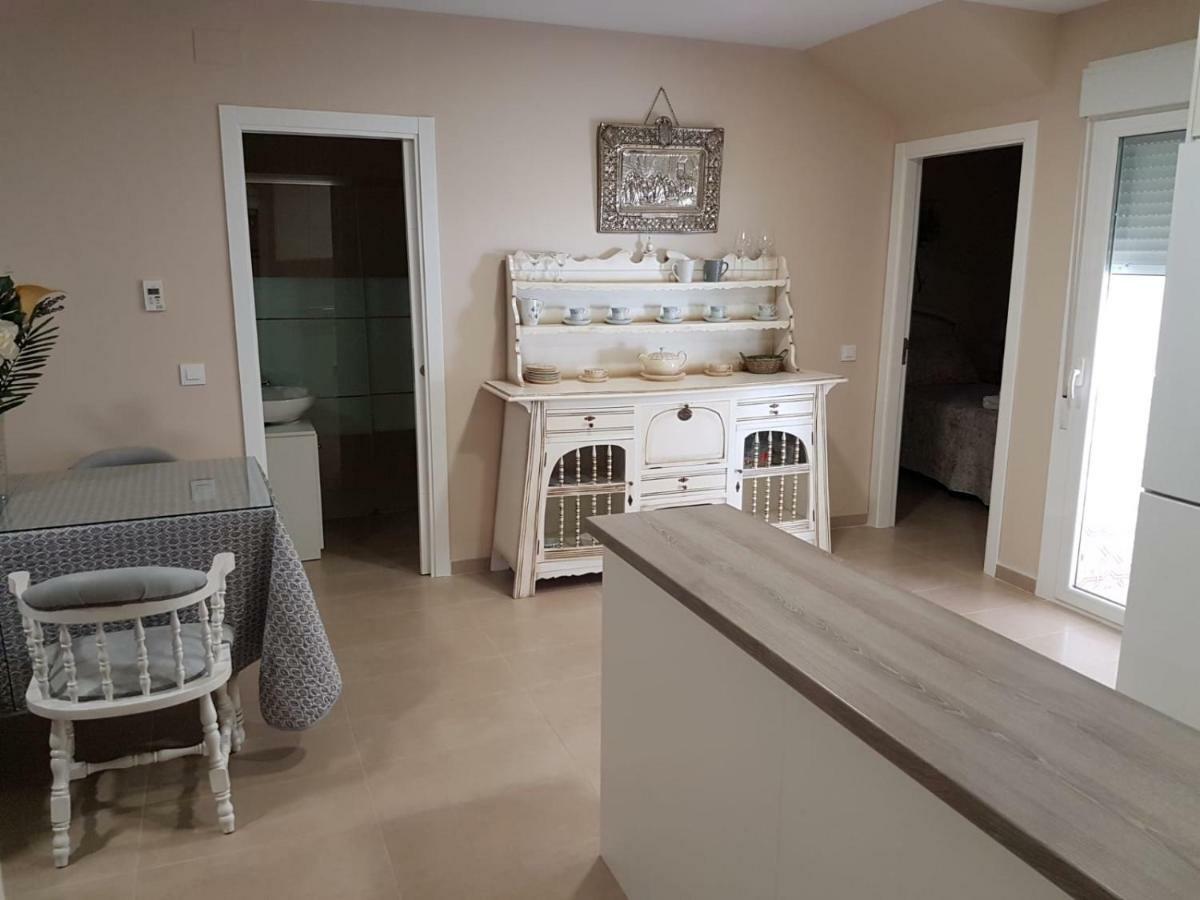 Apartamentos Hela Arjona Luaran gambar