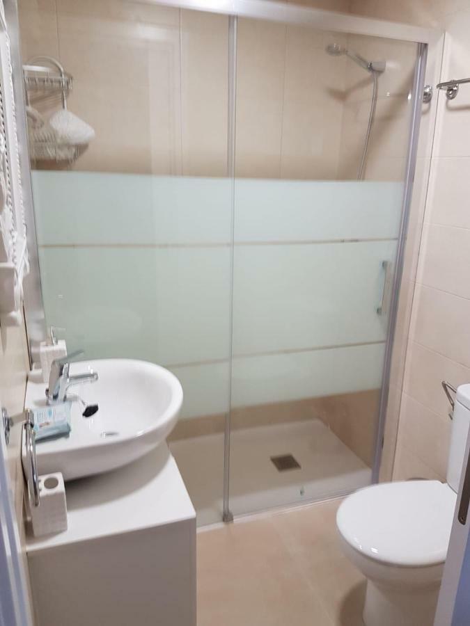 Apartamentos Hela Arjona Luaran gambar
