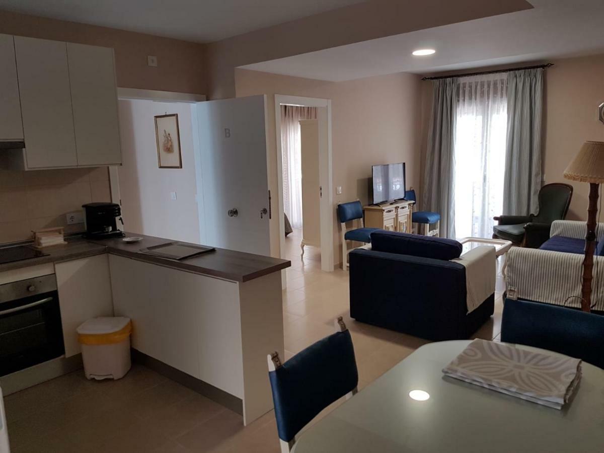 Apartamentos Hela Arjona Luaran gambar